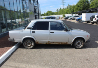 Подержанный автомобиль LADA (ВАЗ) 2107 2012 года (8 фото)