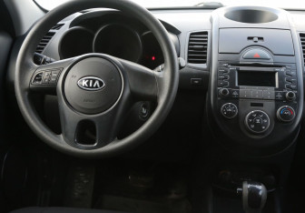 Подержанный автомобиль Kia Soul 2011 года (14 фото)