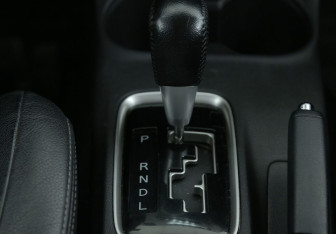 Подержанный автомобиль Mitsubishi Outlander 2012 года (14 фото)