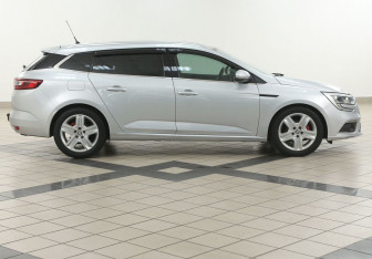 Подержанный автомобиль Renault Megane Wagon 2019 года (5 фото)