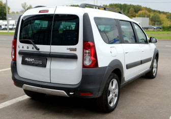 Подержанный автомобиль LADA (ВАЗ) Largus Wagon 2020 года (6 фото)