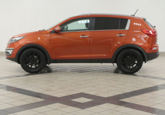 Подержанный автомобиль Kia Sportage 2013 года (7 фото)