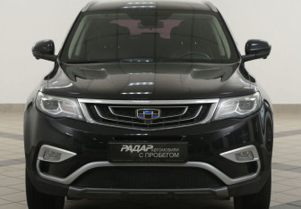 Подержанный автомобиль Geely Atlas 2019 года (6 фото)