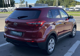 Подержанный автомобиль Hyundai Creta 2019 года (4 фото)