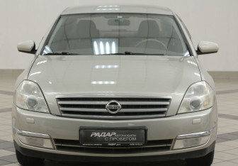 Подержанный автомобиль Nissan Teana 2006 года (6 фото)