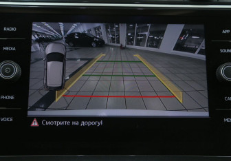 Подержанный автомобиль Volkswagen Tiguan 2020 года (19 фото)