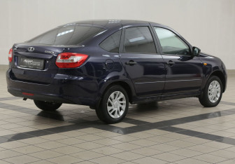 Подержанный автомобиль LADA (ВАЗ) Granta Liftback 2016 года (4 фото)