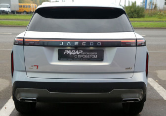 Подержанный автомобиль Jaecoo J7 2023 года (5 фото)