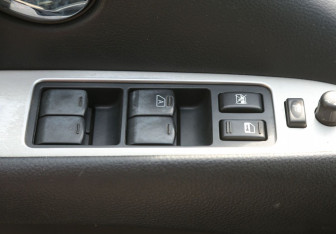 Подержанный автомобиль Nissan Murano Suv 2009 года (17 фото)
