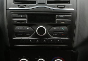 Подержанный автомобиль LADA (ВАЗ) Granta Wagon 2019 года (13 фото)