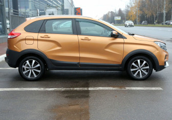 Подержанный автомобиль LADA (ВАЗ) XRAY 2021 года (7 фото)