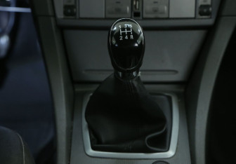 Подержанный автомобиль Ford Focus Sedan 2010 года (13 фото)
