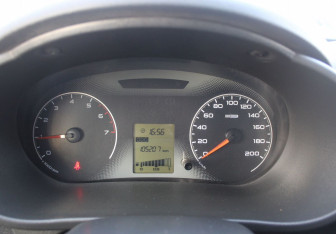 Подержанный автомобиль LADA (ВАЗ) Granta Sedan 2012 года (14 фото)