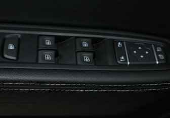 Подержанный автомобиль Renault Arkana 2020 года (18 фото)