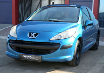 Подержанный автомобиль Peugeot 207 Hatchback 2008 года (3 фото)