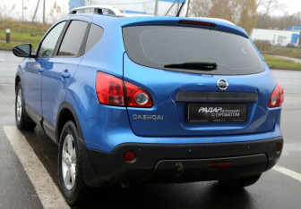 Подержанный автомобиль Nissan Qashqai 2007 года (4 фото)