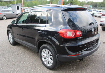 Подержанный автомобиль Volkswagen Tiguan 2008 года (5 фото)