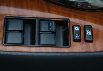 Подержанный автомобиль Toyota Camry Sedan 2008 года (17 фото)