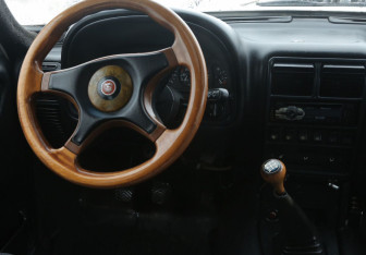 Подержанный автомобиль ГАЗ 3110 «Волга» Sedan 2001 года (14 фото)