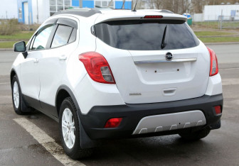 Подержанный автомобиль Opel Mokka 2014 года (4 фото)
