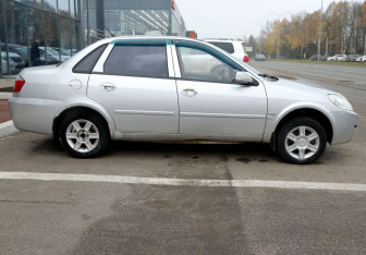 Подержанный автомобиль Lifan Breez (520) Sedan 2008 года (7 фото)