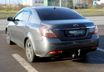Подержанный автомобиль Geely Emgrand EC7 Sedan 2013 года (4 фото)