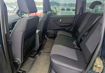 Подержанный автомобиль УАЗ Patriot 2015 года (10 фото)