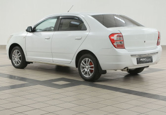 Подержанный автомобиль Ravon R4 2017 года (2 фото)