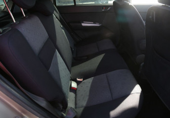 Подержанный автомобиль Hyundai Getz 2010 года (11 фото)