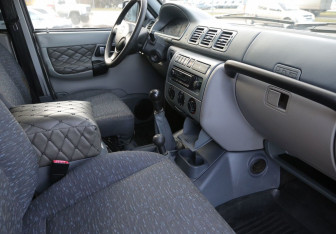 Подержанный автомобиль УАЗ Patriot 2010 года (8 фото)