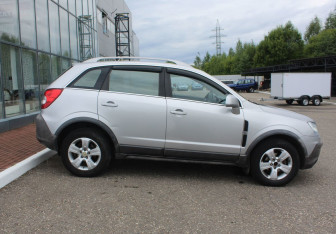 Подержанный автомобиль Opel Antara 2007 года (8 фото)