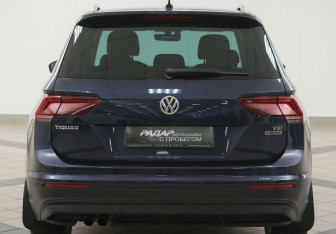 Подержанный автомобиль Volkswagen Tiguan 2017 года (3 фото)