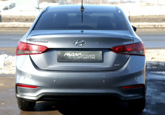 Подержанный автомобиль Hyundai Solaris Sedan 2019 года (5 фото)
