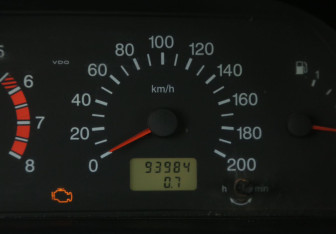 Подержанный автомобиль Chevrolet Niva 2011 года (17 фото)