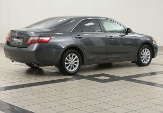 Подержанный автомобиль Toyota Camry Sedan 2008 года (4 фото)