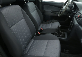 Подержанный автомобиль Skoda Octavia Liftback 2008 года (10 фото)