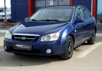 Подержанный автомобиль Kia Cerato Sedan 2006 года (3 фото)