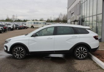 Подержанный автомобиль LADA (ВАЗ) Vesta Wagon 2024 года (4 фото)