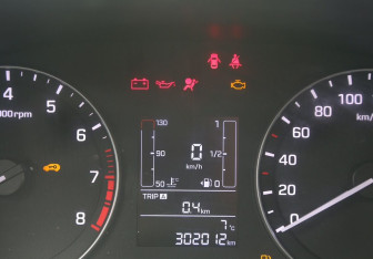 Подержанный автомобиль Hyundai Creta 2017 года (18 фото)