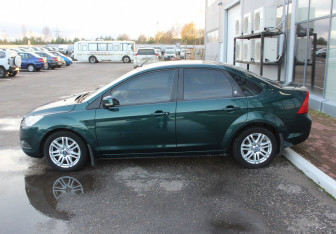 Подержанный автомобиль Ford Focus Sedan 2008 года (4 фото)