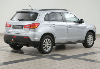 Подержанный автомобиль Mitsubishi ASX 2011 года (4 фото)