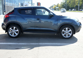 Подержанный автомобиль Nissan Juke 2013 года (7 фото)