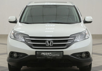 Подержанный автомобиль Honda CR-V 2013 года (6 фото)