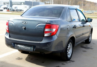 Подержанный автомобиль LADA (ВАЗ) Granta Sedan 2016 года (6 фото)