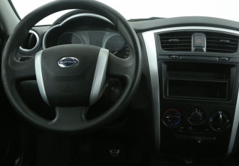 Подержанный автомобиль Datsun on-DO 2018 года (14 фото)