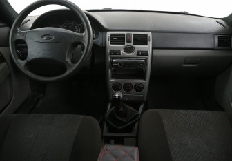 Подержанный автомобиль LADA (ВАЗ) Priora Sedan 2009 года (12 фото)