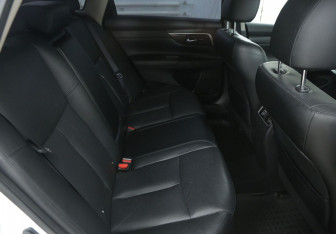 Подержанный автомобиль Nissan Teana 2014 года (12 фото)