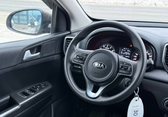 Подержанный автомобиль Kia Sportage 2018 года (13 фото)