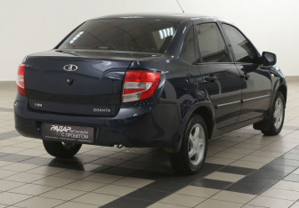Подержанный автомобиль LADA (ВАЗ) Granta Sedan 2013 года (4 фото)