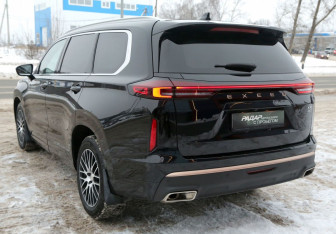 Подержанный автомобиль Exeed VX 2023 года (4 фото)